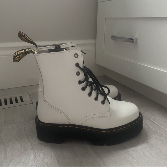 COPY - DR. MARTENS JADON PLATFORM WOMEN - Picture 5 of 8